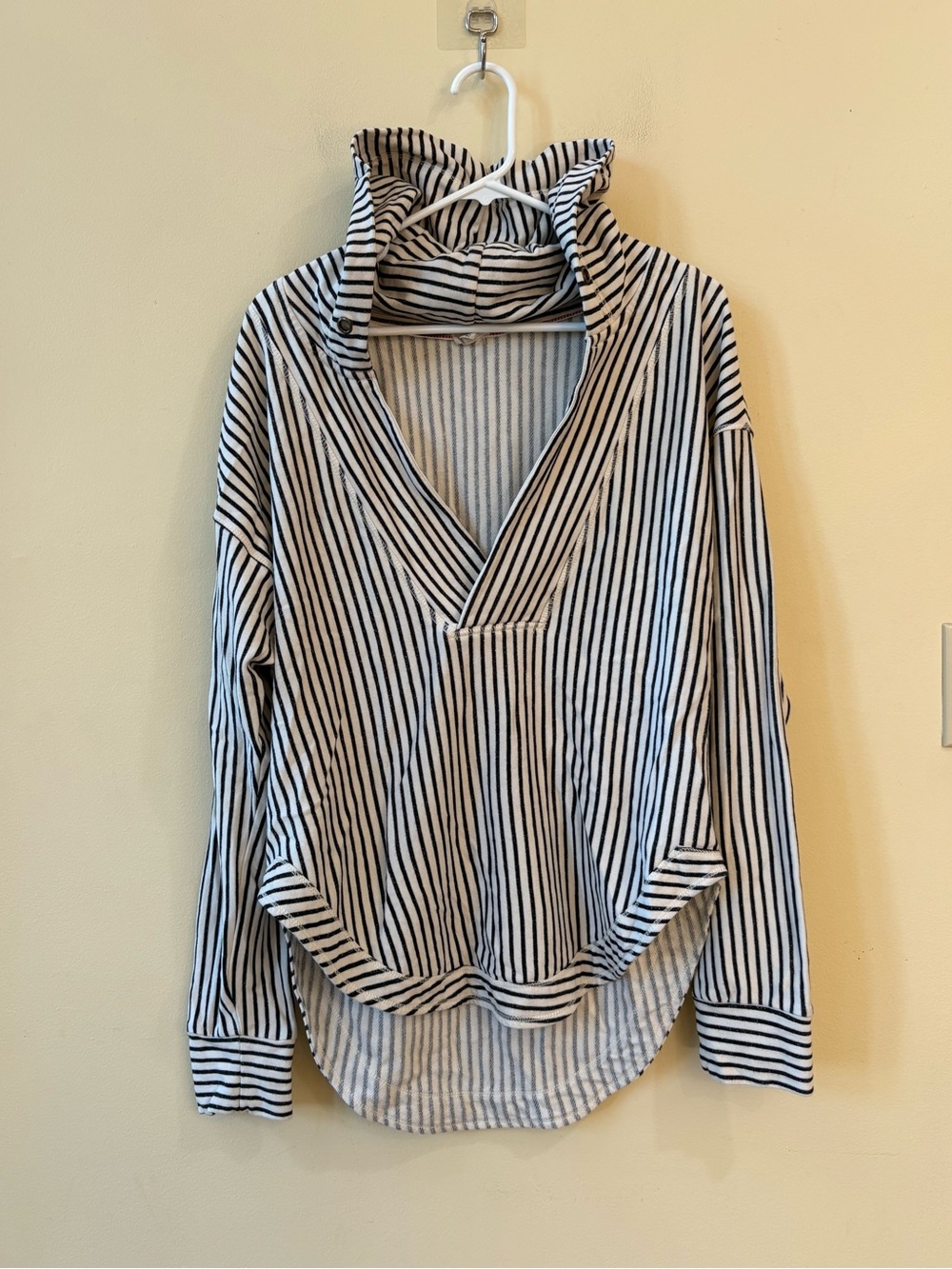 Anthropologie Pilcro Wharfside Striped V-Neck Hooded Sweatshirt